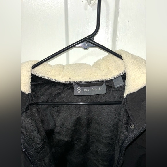 Free Country Women’s FreeCycle Long Super Softshell Jacket - Picture 3 of 3